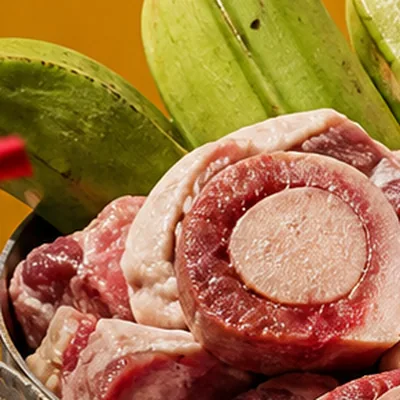 Huesos y sopa